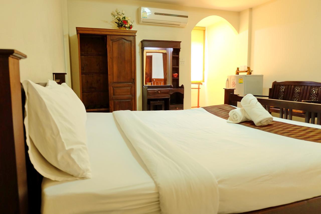 Siam House Interplace Lop Buri 외부 사진